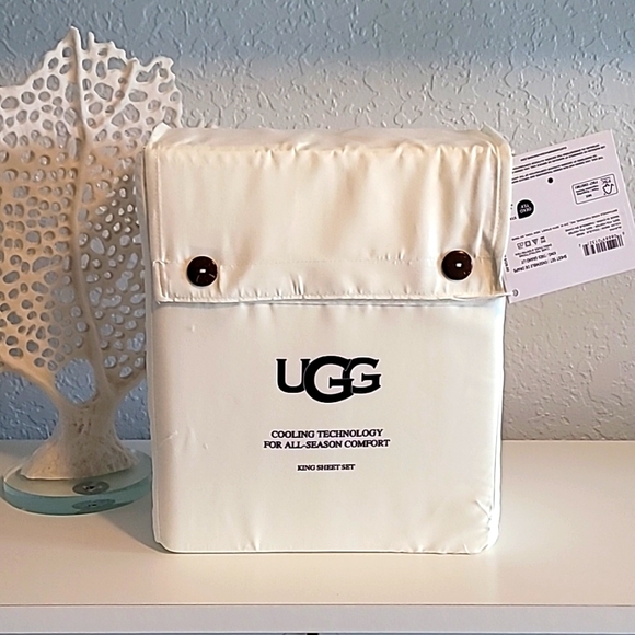 UGG Bedding Nwt Ugg King Sheet Set Snow Poshmark